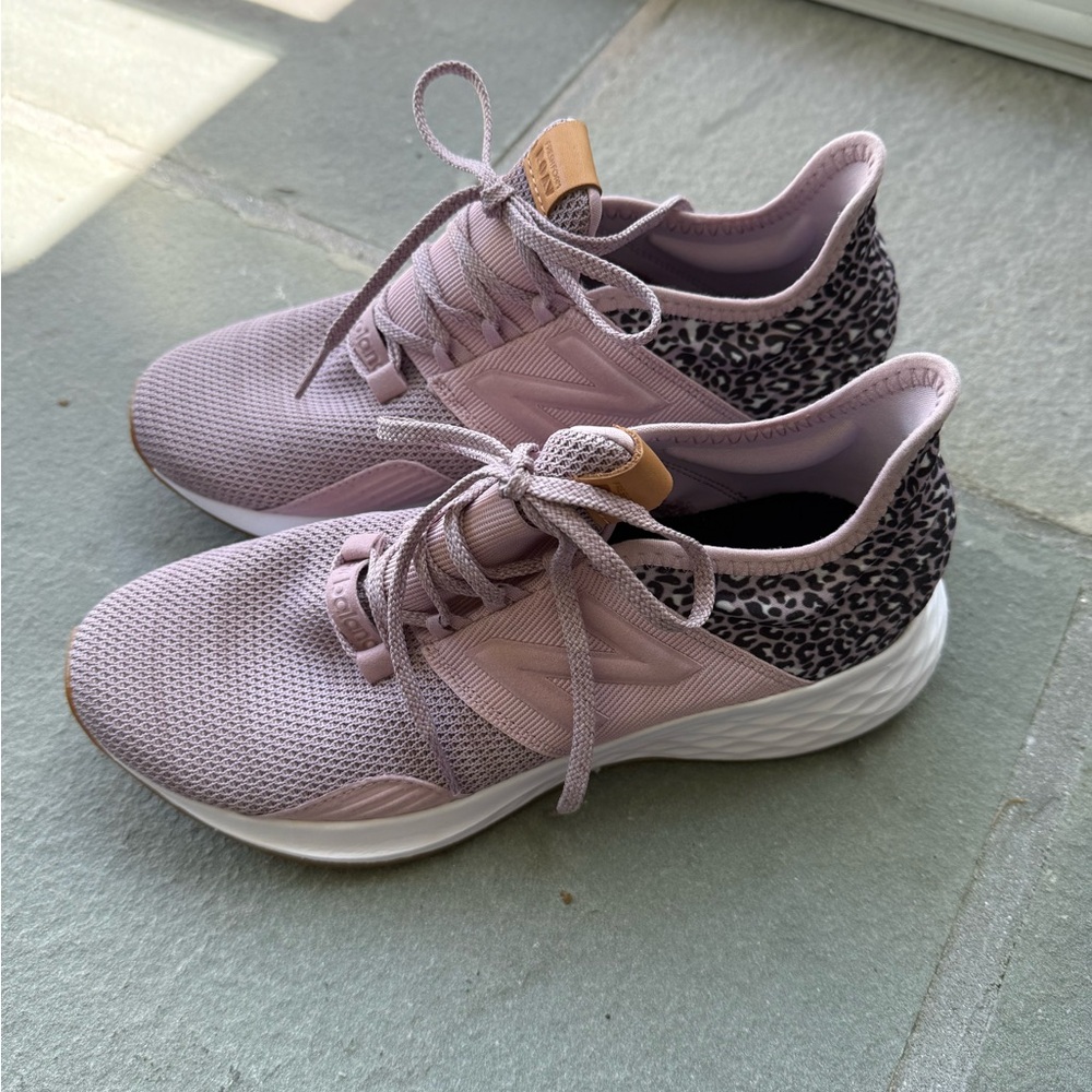 Womans New Balance pink sneakers size 8.5